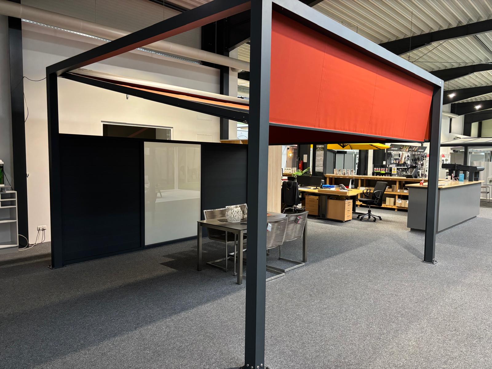 Varisol Q.Bus Sonderposten 450x400 cm – LED & Somfy Funk, Senkrechtmarkise